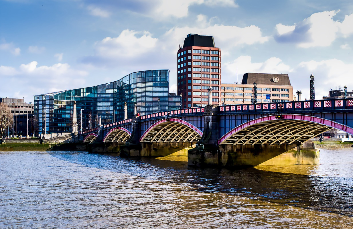 Lambeth Bridge in London